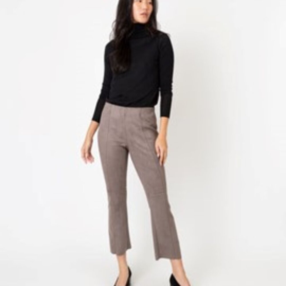 Ann Mashburn Faye Flare Cropped Seamed Pant
